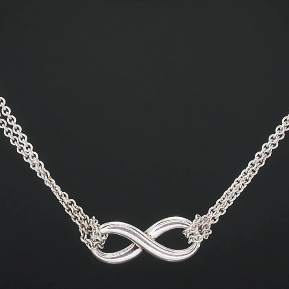 Full inclusion🌼🌸Tiffany & Co. Infinity Silver Necklace W/ Pouch-No callouts- - Picture 7 of 11